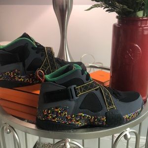 Nike air raid black history month Clearance